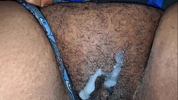 Pastor tarado da rola grande gostosa gozou na minha buceta de crente enquanto o corno tava no trabalho