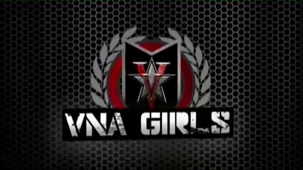 Vicky Vette Rubs Her Cunt And Sucks Her Lover’s Cock Until He Cums!