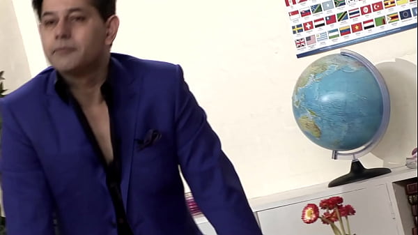 Lesbians Aletta Ocean And Amanda Bleack Fuck After Their College Lit Class